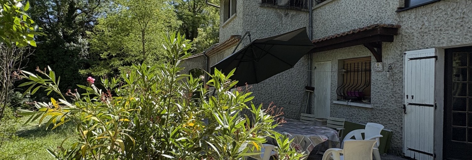 Maison 6 Pièces 135 m² à vendre à Saillans (33141)