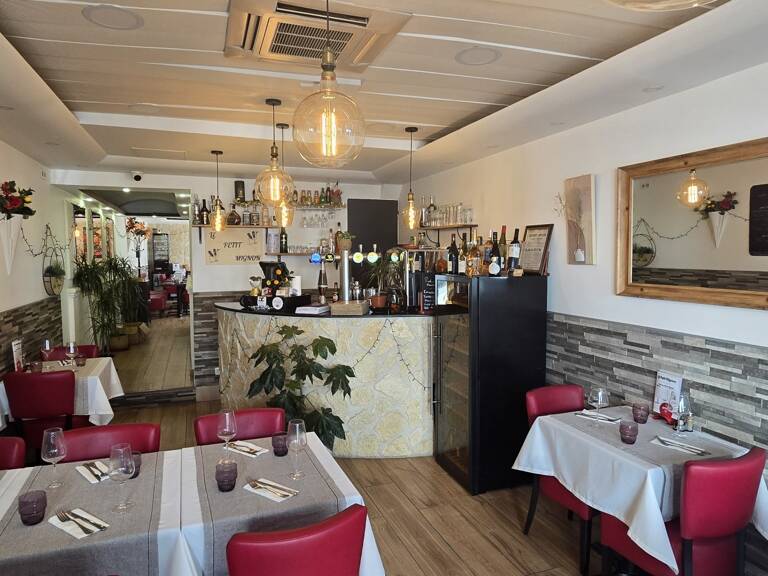 Vente Restaurant 150 m&sup2; — photo 1
