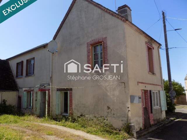 Maison de ville à rénover — photo du bien