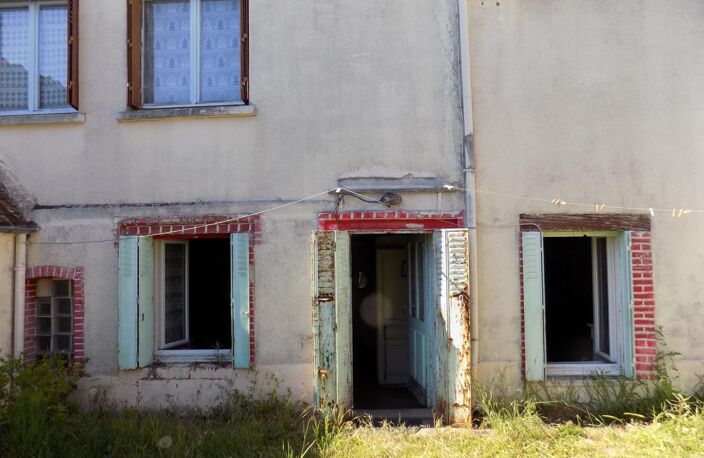 Maison de ville à rénover — photo 2