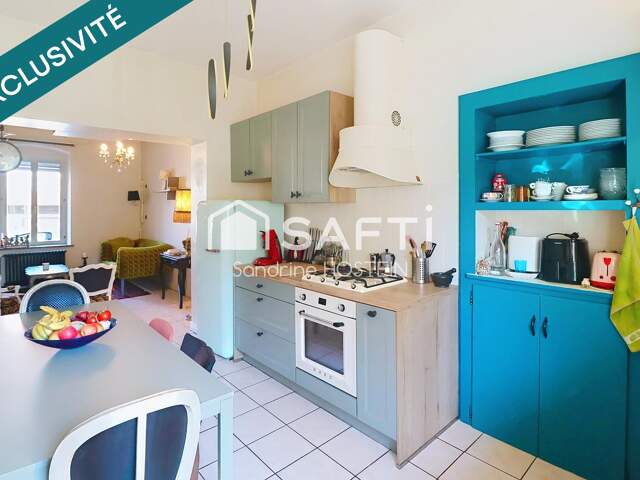 Maison mitoyenne avec 4 chambres, jardin et garage! — photo du bien