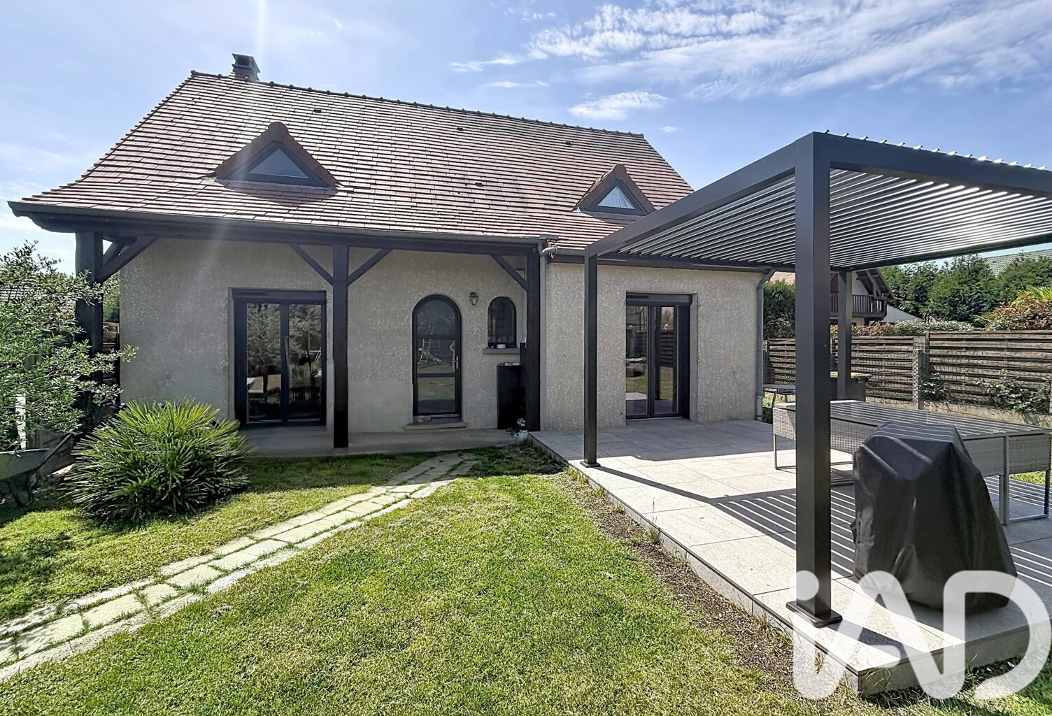 Vente Maison/villa 6 pièces — photo 1