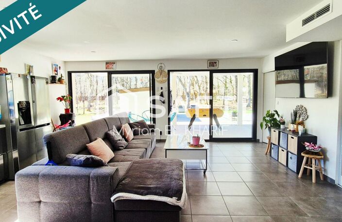 Contemporaine avec piscine  Cadre privilégié — photo 3