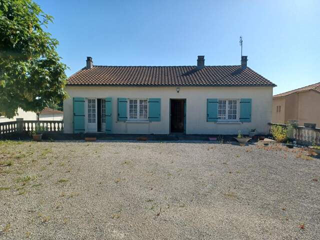 Maison près centre-bourg, 3 chambres garage jardin — photo du bien