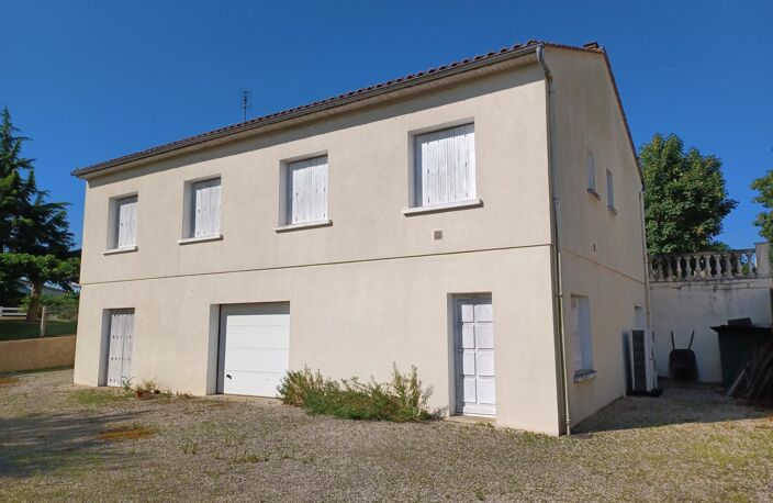 Maison près centre-bourg, 3 chambres garage jardin — photo 2