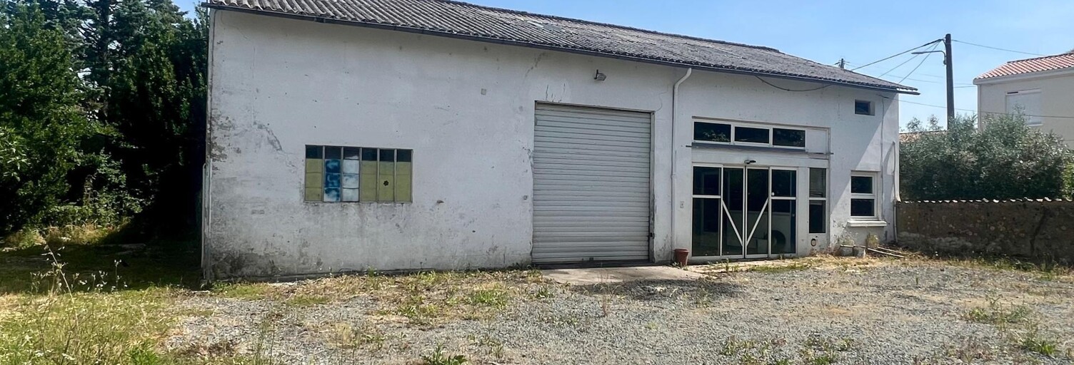 Commerce 6 Pièces 190 m² à vendre à Saint-Jean-d'Angély (17400)