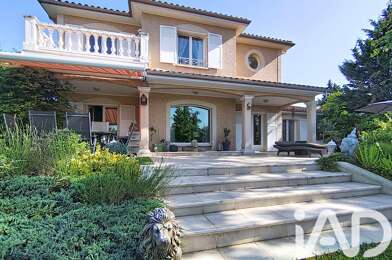 Maison 8 pièces 699000 €