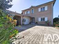 Vente Maison/villa 8 pièces — photo 2