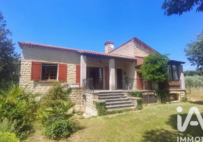 Maison de plain-pied de 110 m² à vendre à Sarrians (84260)
