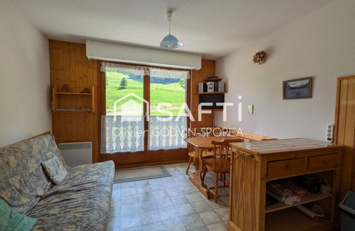 Deux pièces atypique de 43 m2 avec balcon + terrasse de 12m2  exposé sud offrant une vue dégagée sur les alpages et montagnes environnantes. — photo 4