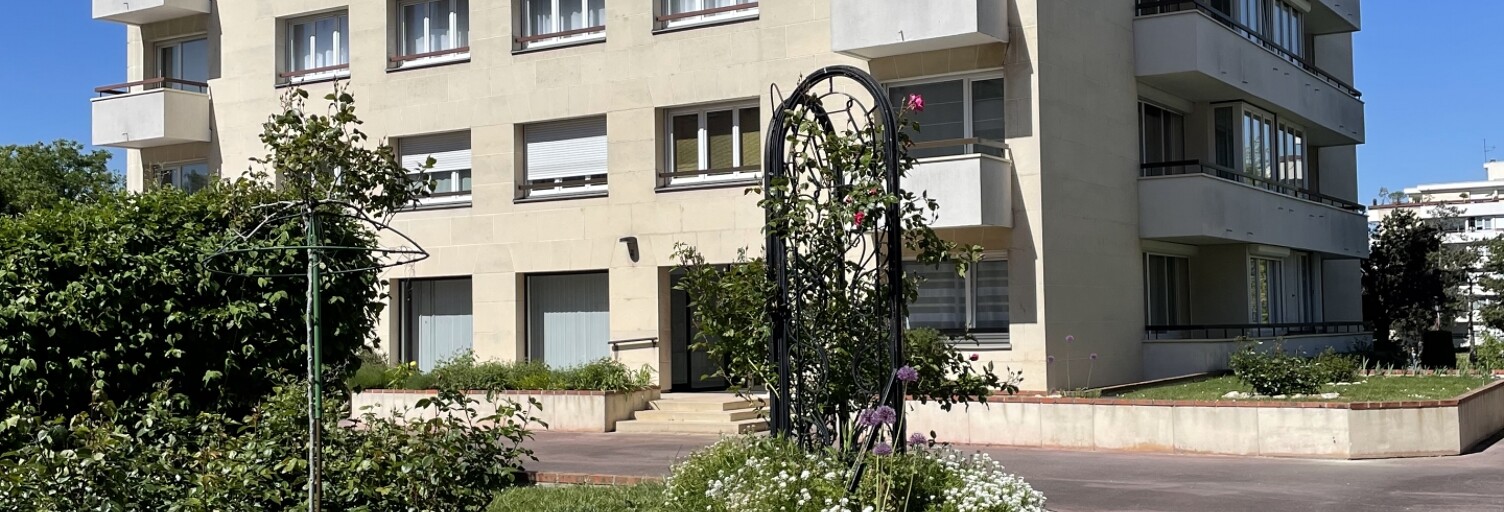 Appartement 4 Pièces 87 m² à vendre à Reims (51100)
