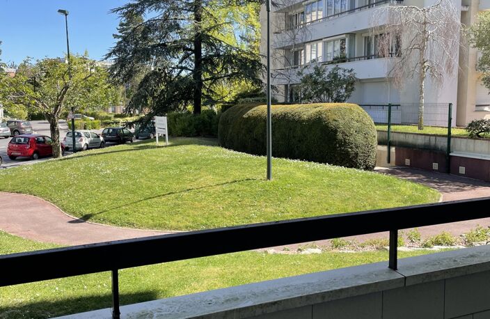 Vente Appartement 4 pièces — photo 2