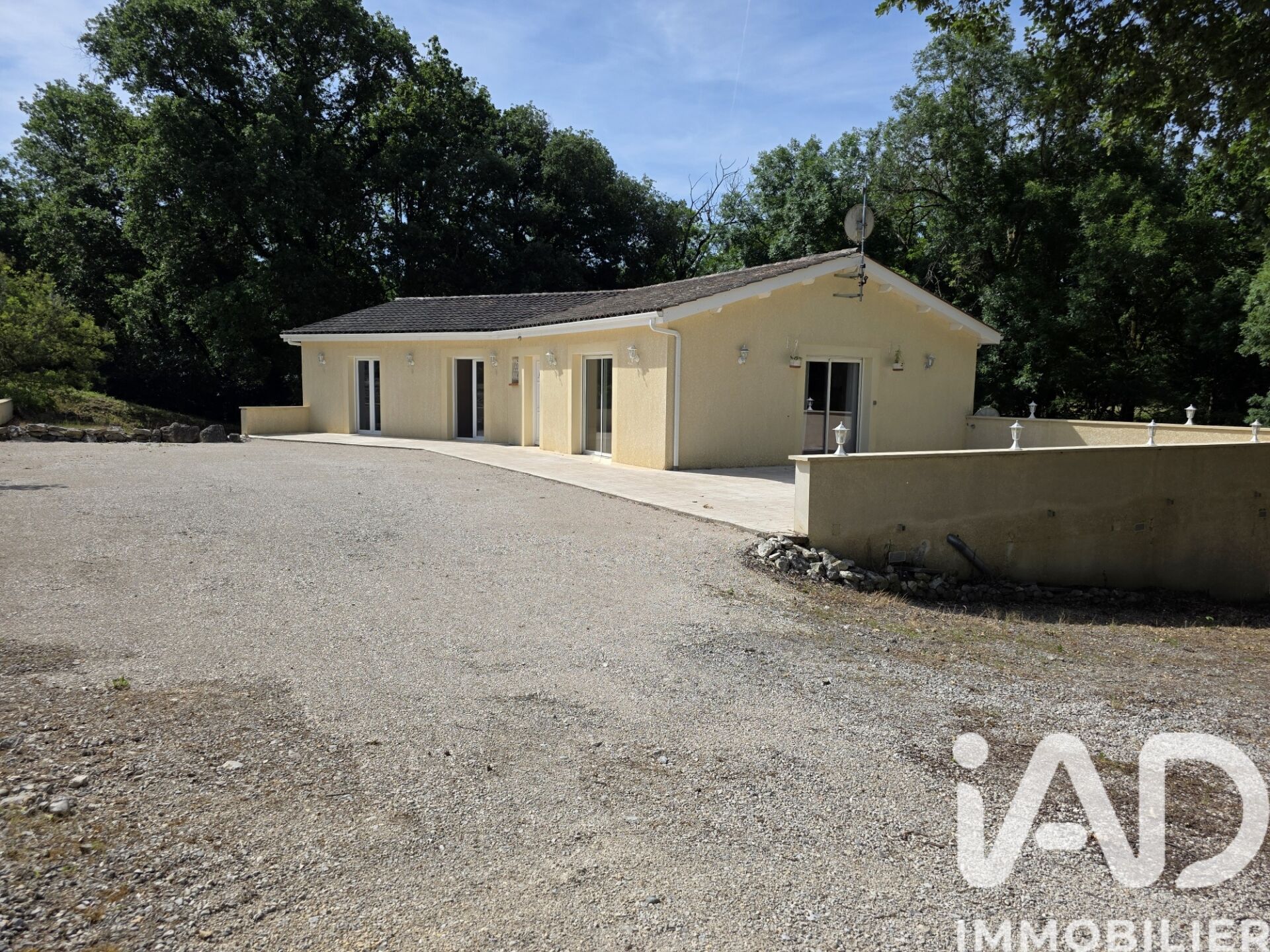 Vente Maison/villa 7 pièces - Photo 2