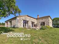 Belle maison d'archi en pierre avec grand volumes — photo 2