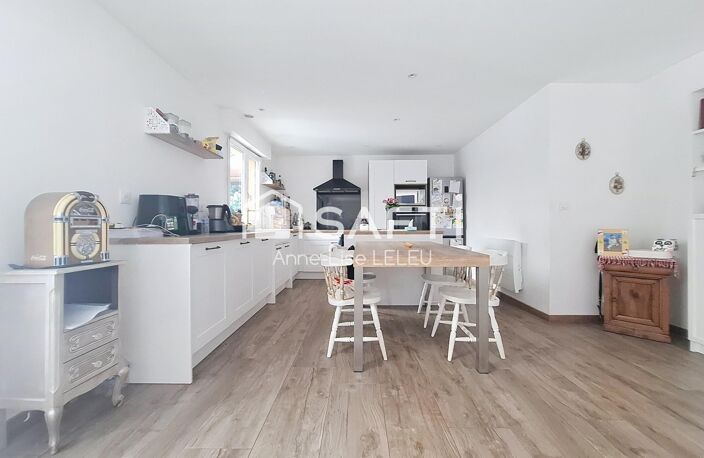 Maison familiale aux beaux volumes en secteur résidentiel — photo 4