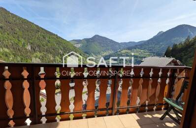 Appartement 2 pièces en étage élevé avec vue panoramique sur les montagnes. — photo du bien