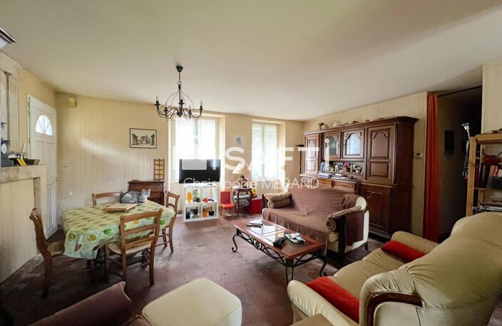 Dans le centre de BUXEUIL special Investisseur — photo 2