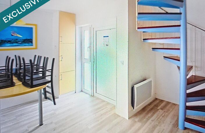 Appartement duplex avec deux chambres et plage et commerces à pied — photo 3