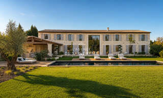 Maison 7 Pièces 500 m² à vendre à Saint-Rémy-de-Provence (13210)
