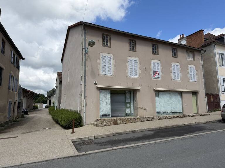 Prix en forte baisse -  Local commercial avec Appt et grange - — photo 1