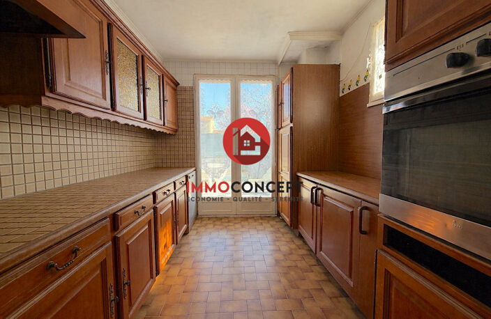 Maison de plain pied avec garage — photo 4