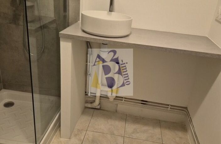 APPARTEMENT rénové — photo 5