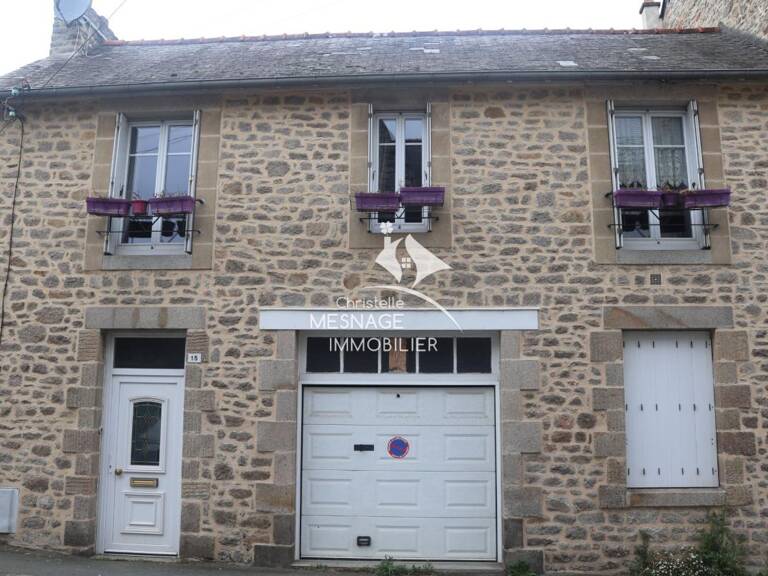 A À vendre chez Christelle Mesnage Immobilier, Centre-ville — photo 1