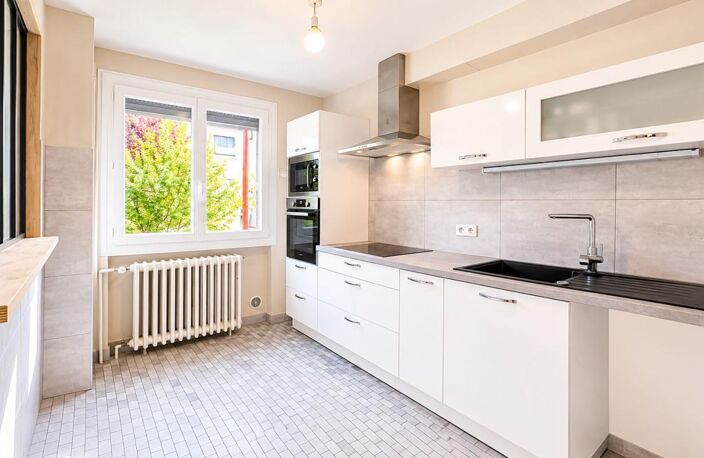 Rodez – Maison 4 chambres avec jardin, garage et cuisine d’été 🏡 — photo 4