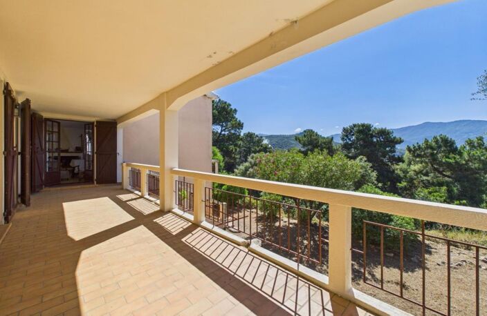 A VENDRE VILLA F5 TIUCCIA PROCHE MER — photo 5