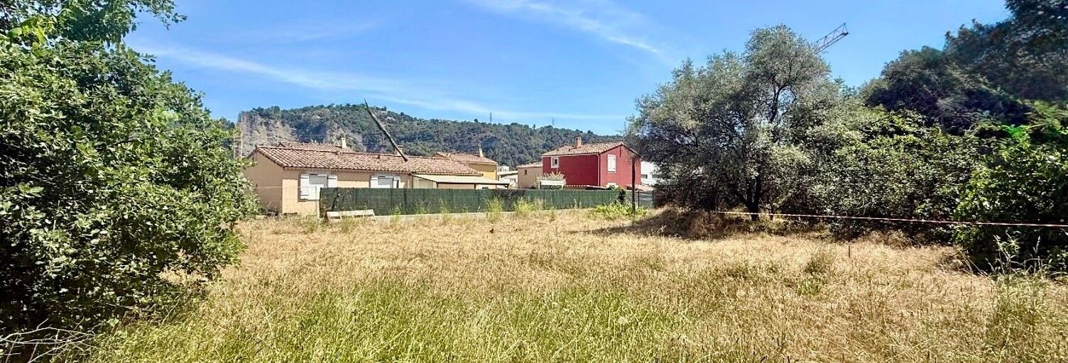 Terrain  1000 m² à vendre à Carros (06510)