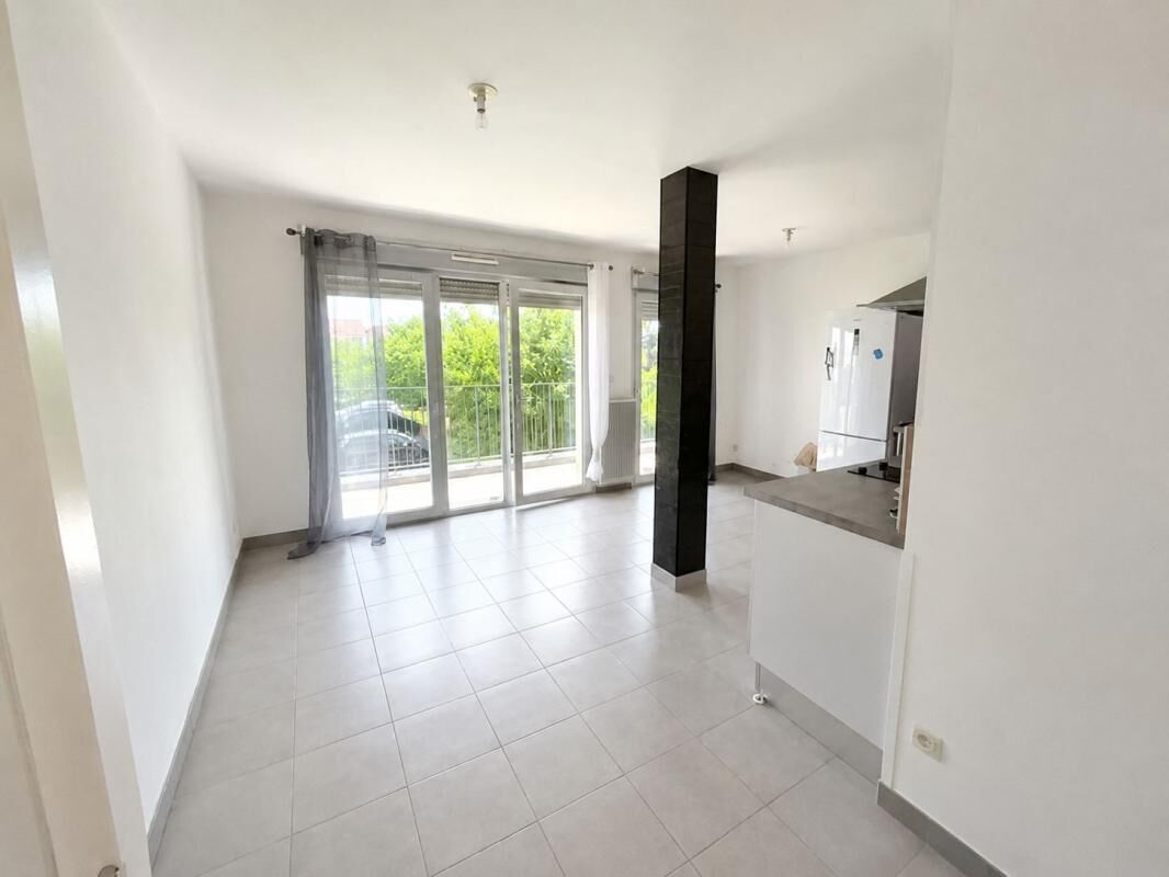 Appartement  T2 à louer Rochelle (La) 17000