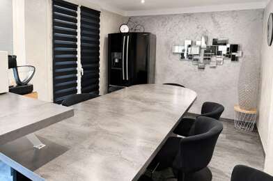Appartement 4 pièces 231000 €
