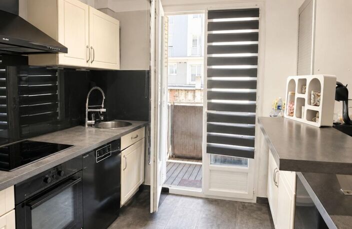Appartement T4/T5  82 m2 Marseille 13009 — photo 4