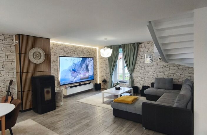 MAISON DE VILLAGE AVEC TERRAIN — photo 4