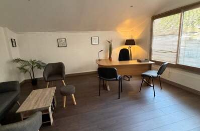BORDEAUX CENTRE – BUREAUX MEUBLÉS ET ÉQUIPÉS DANS UN ESPACE PROFESSIONNEL RECONNU — photo du bien