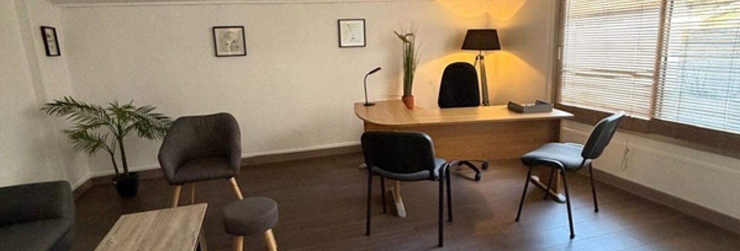 Bureau  50 m² à louer à Bordeaux (33000)
