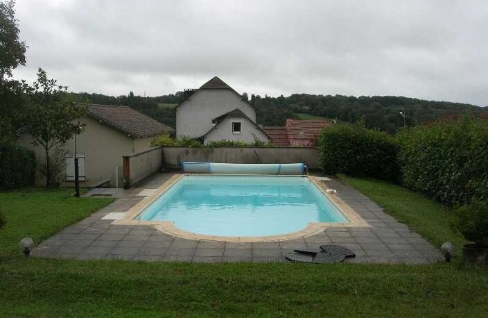 A LA COQUILLE (24) GRANDE MAISON D'ENVIRON 182 M² HABITABLES 4/5 CHAMBRES AVEC PISCINE ET DEPENDANCES SUR 6756 M² DE TERRAIN — photo 4