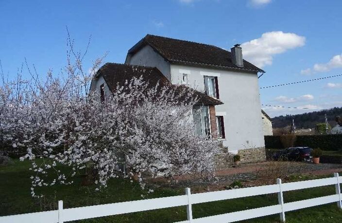 A LA COQUILLE (24) GRANDE MAISON D'ENVIRON 182 M² HABITABLES 4/5 CHAMBRES AVEC PISCINE ET DEPENDANCES SUR 6756 M² DE TERRAIN — photo 5