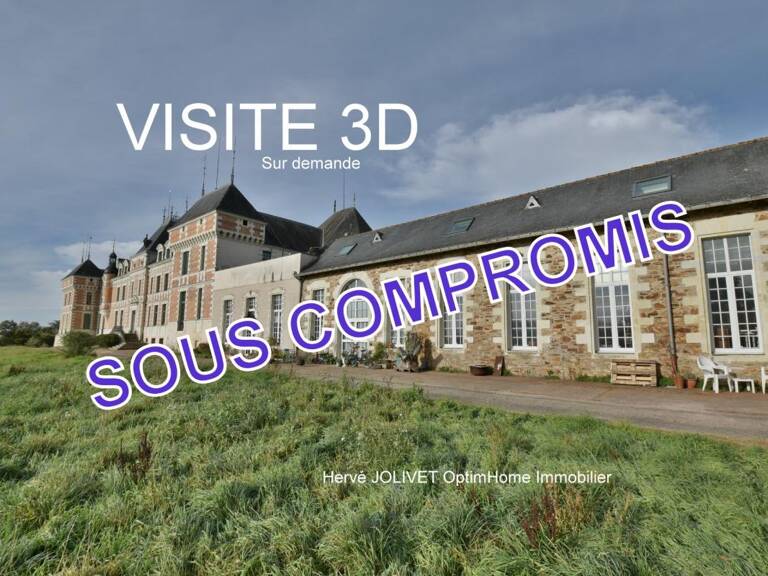 BATIMENT EN PIERRE AVEC BUREAUX ET LOCAUX COMMERCIAUX — photo 1