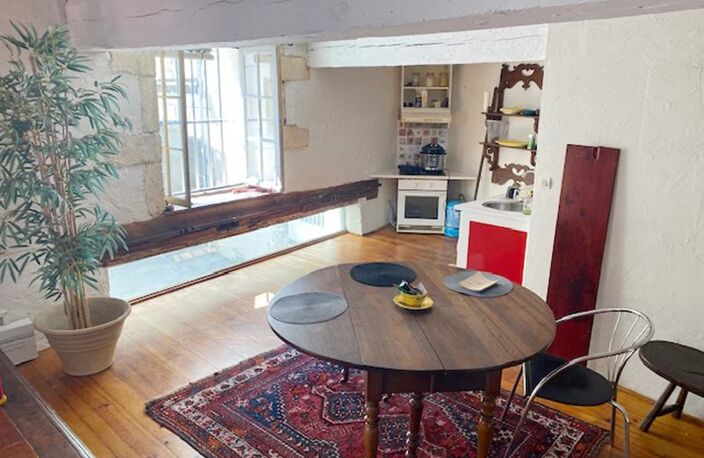 Avignon Intra-Muros, quartier Banasterie. Appartement 70 m² avec — photo 2