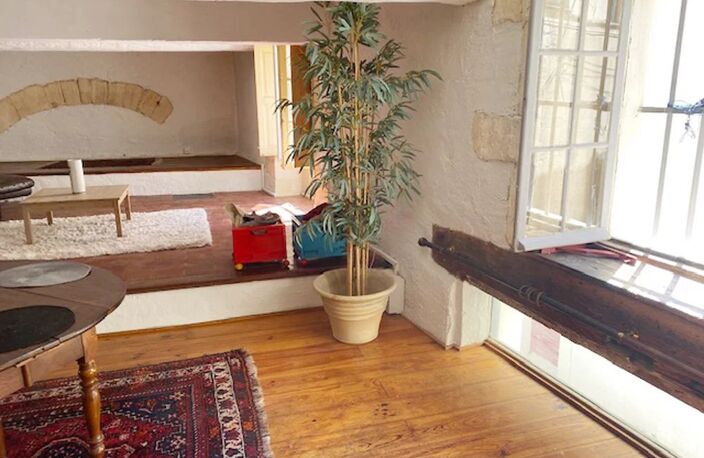 Avignon Intra-Muros, quartier Banasterie. Appartement 70 m² avec — photo 4