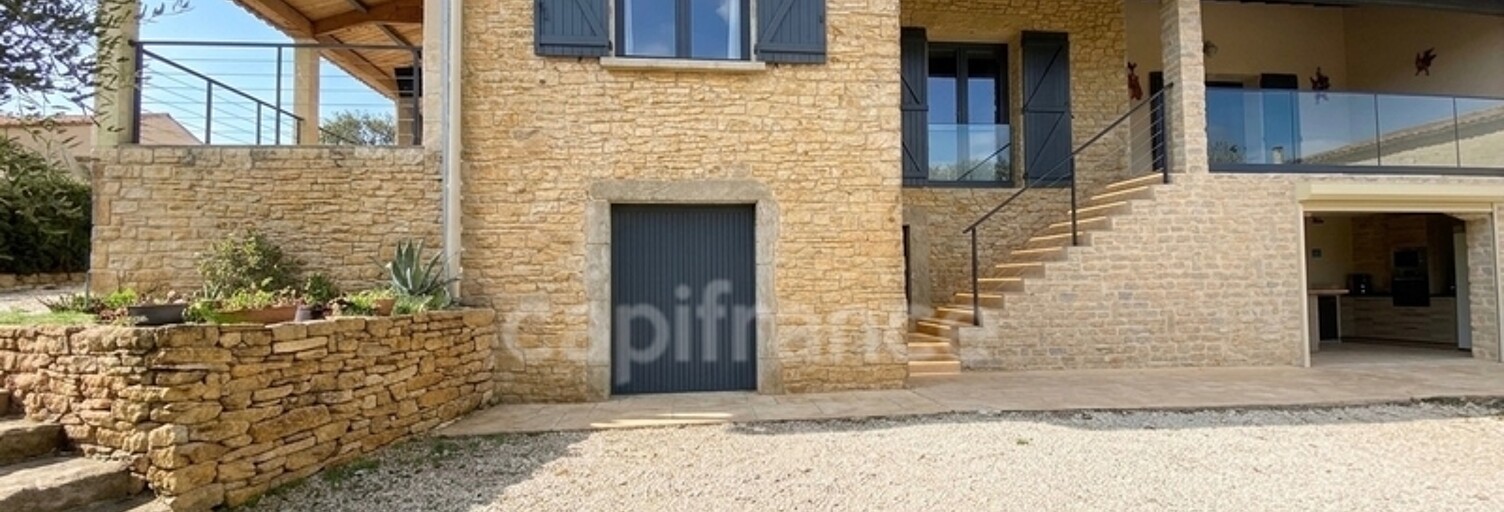 Maison 8 Pièces 224 m² à vendre à Uzès (30700)