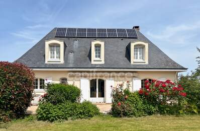 YVRE L'EVEQUE (72) côté Prémartine Maison sur sous sol 4 chambres et un bureau sur 6 800 m2 — photo du bien