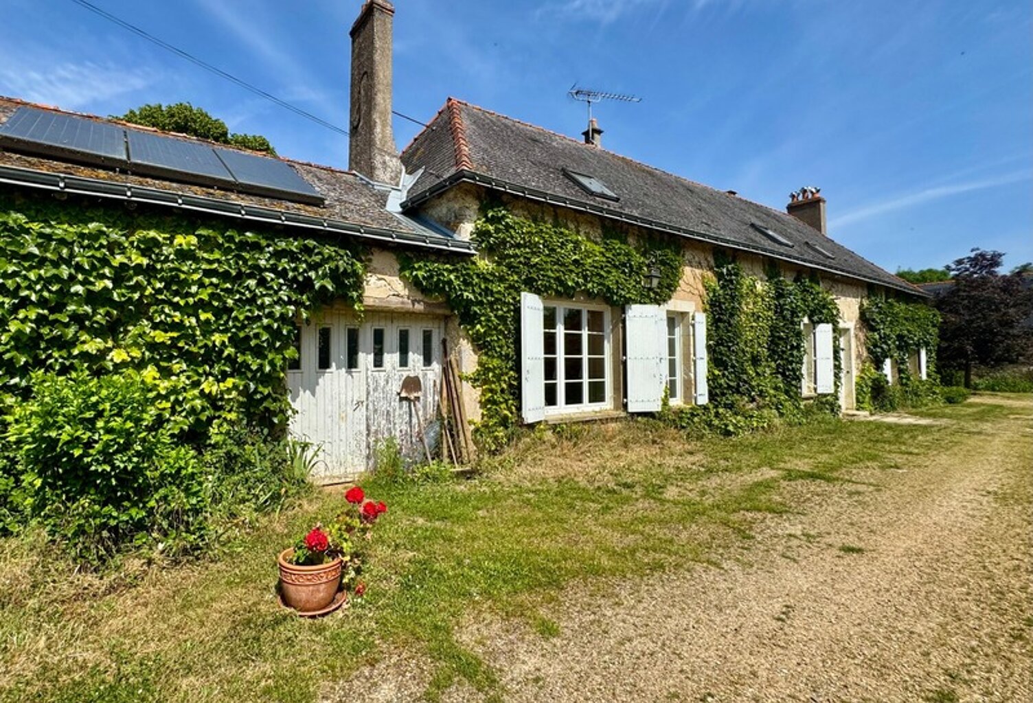 Maison à vendre Noyant-Villages 7 pièces (49) — photo 1