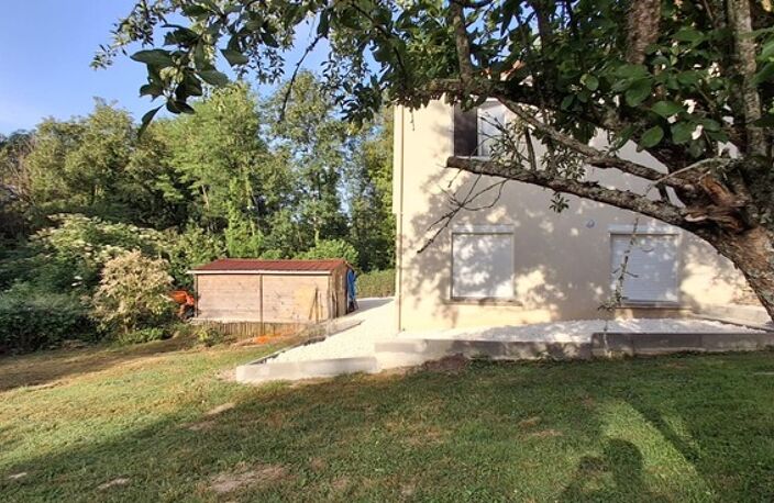 Maison à vendre 6 pièces 140 M² habitable, 4 chambres donc une suite parentale sur un terrain de 896 M², proche des commerces, écoles et transport avec le calme en plus à POMMEUSE (77) — photo 2
