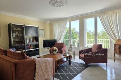 Appartement 3 pièces 163000 €