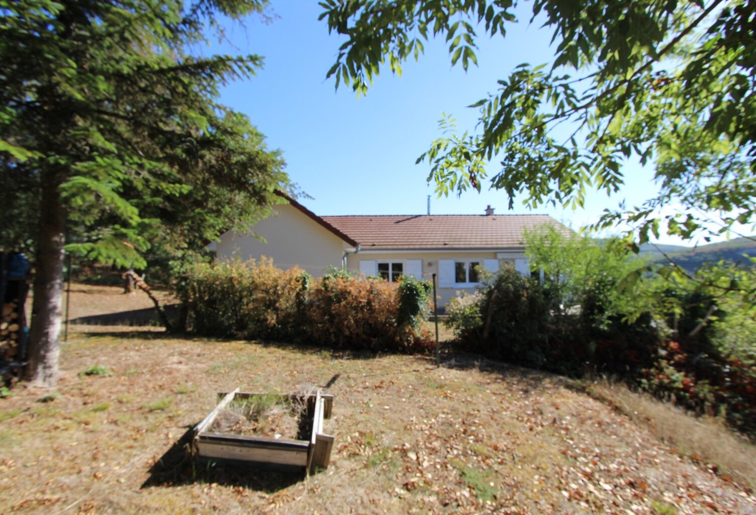 Maison à vendre 5 pièces de 106 m² à SAINTE MARIE SUR OUCHE (21), terrain de 2213 m² arboré — photo 1