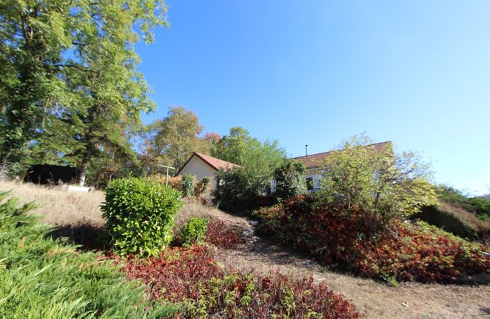 Maison à vendre 5 pièces de 106 m² à SAINTE MARIE SUR OUCHE (21), terrain de 2213 m² arboré — photo 2
