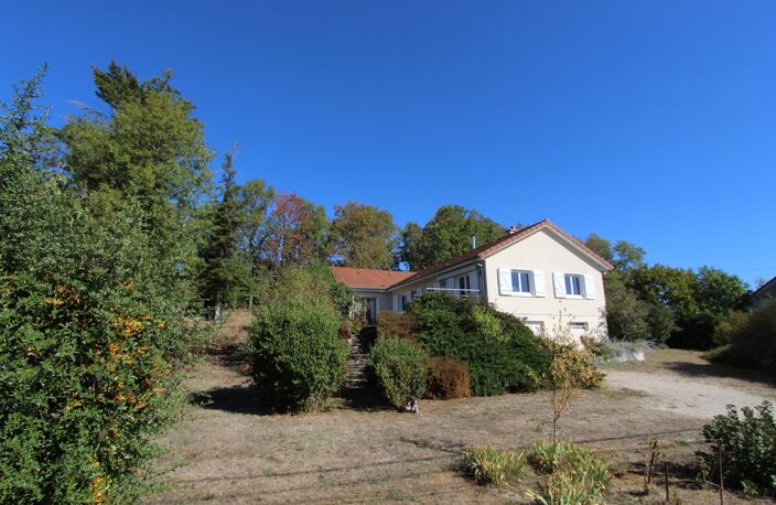 Maison à vendre 5 pièces de 106 m² à SAINTE MARIE SUR OUCHE (21), terrain de 2213 m² arboré — photo 4