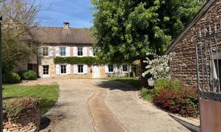 Maison 8 Pièces 237 m² à vendre à Mâcon (71000)